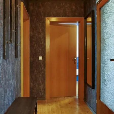 Design With Fireplace 5 People With Parking In * Ουλμ
